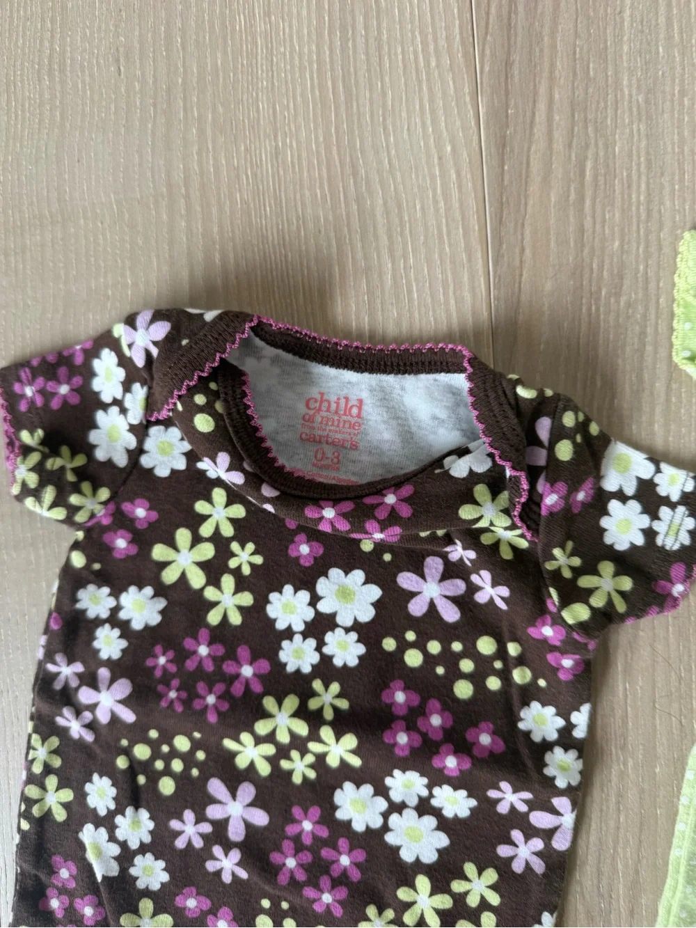 Child of Mine by Carter's Baby Onesies, Size 0-3 Months